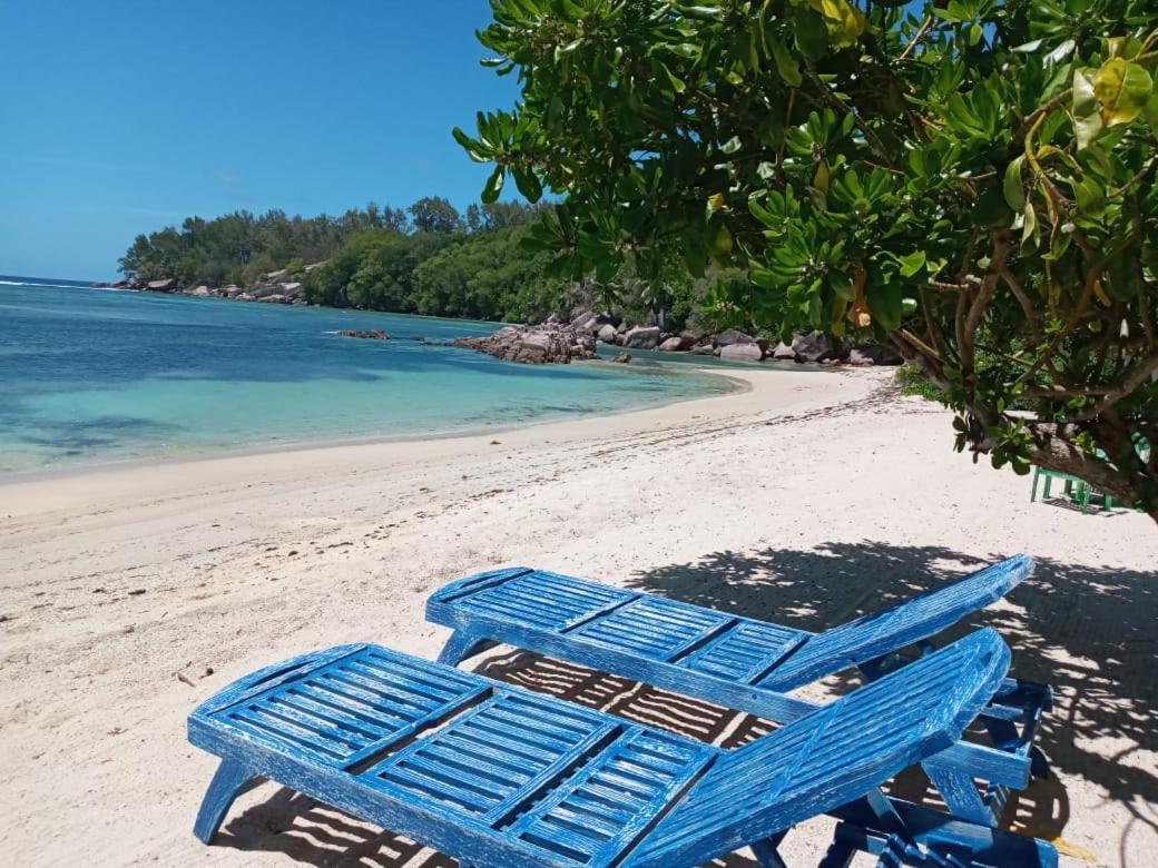 Crown Beach Hotel Seychelles Pointe Au Sel Exterior photo